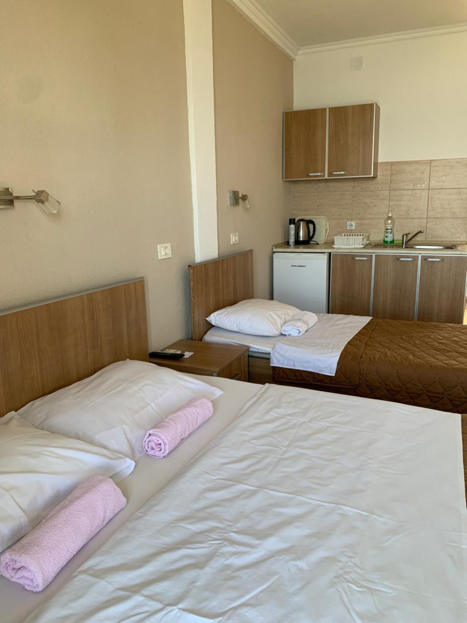 Sunrise Apartments And Studios Dojran Esterno foto